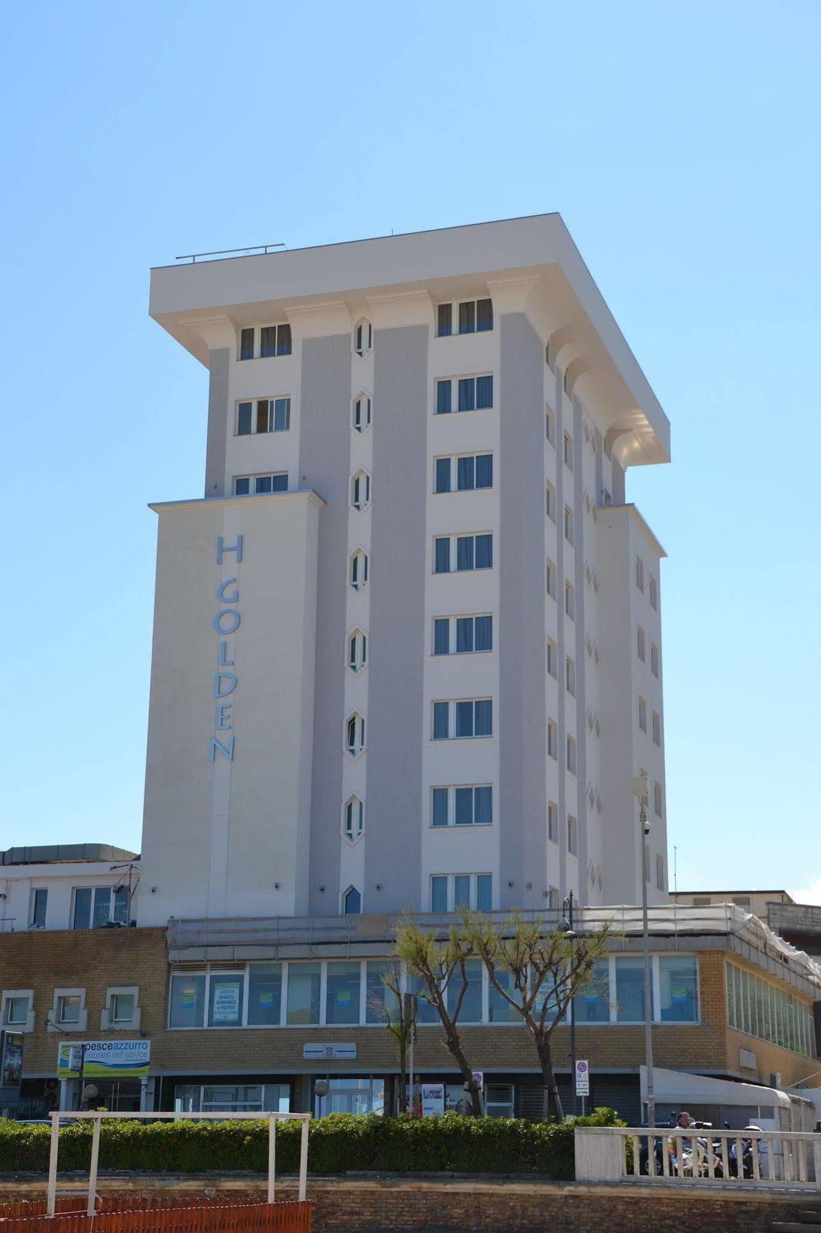 Hotel Golden Римини Екстериор снимка