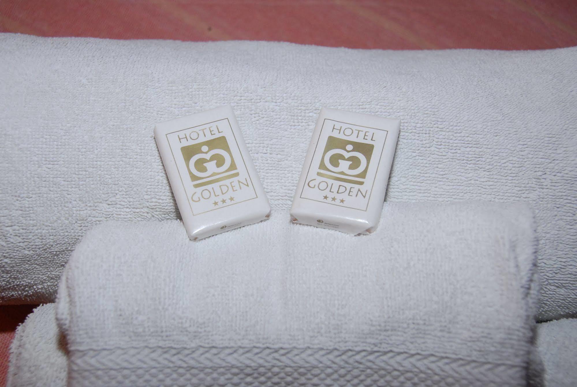 Hotel Golden Римини Екстериор снимка